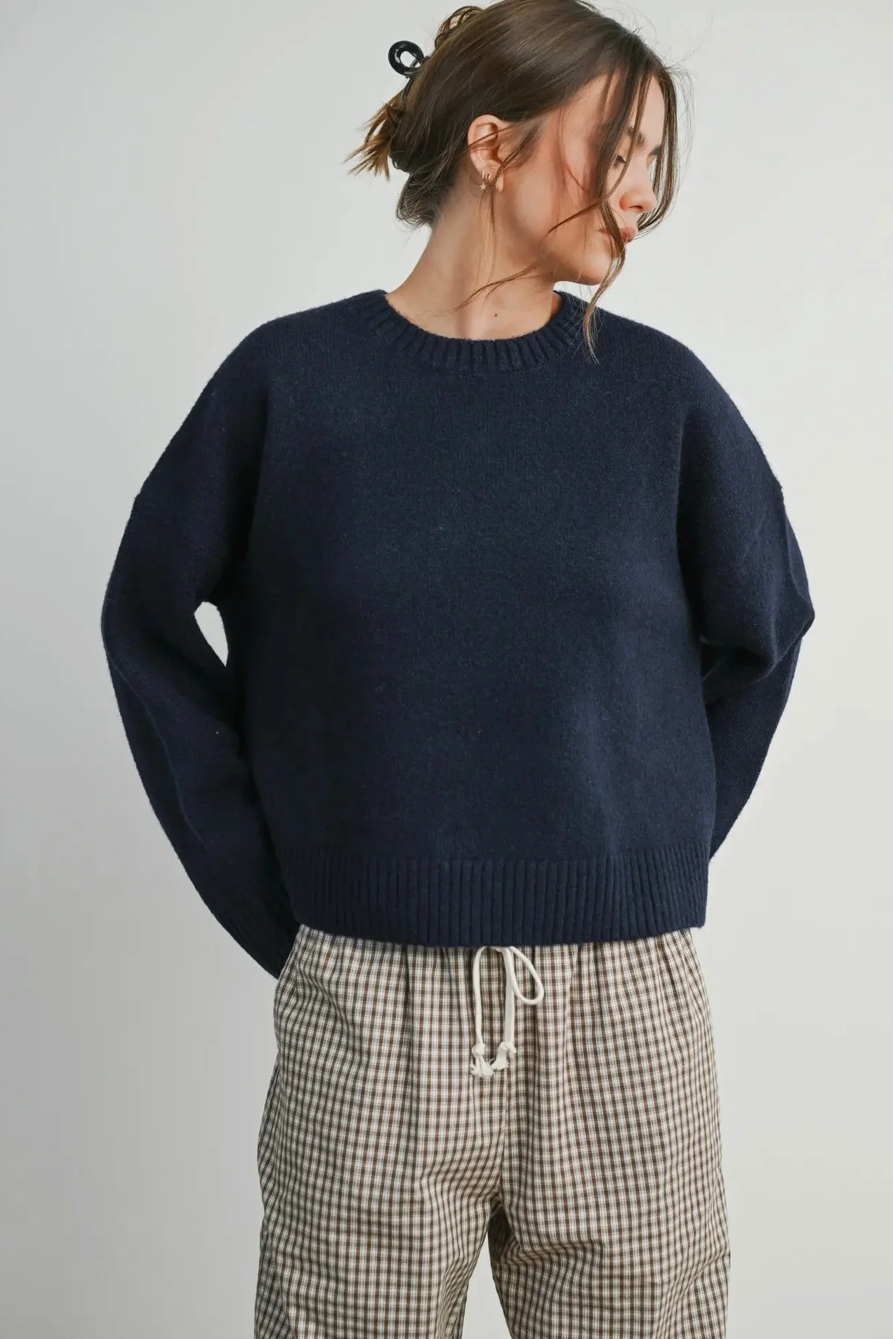 Back Bow Tie Sweater - Image 5