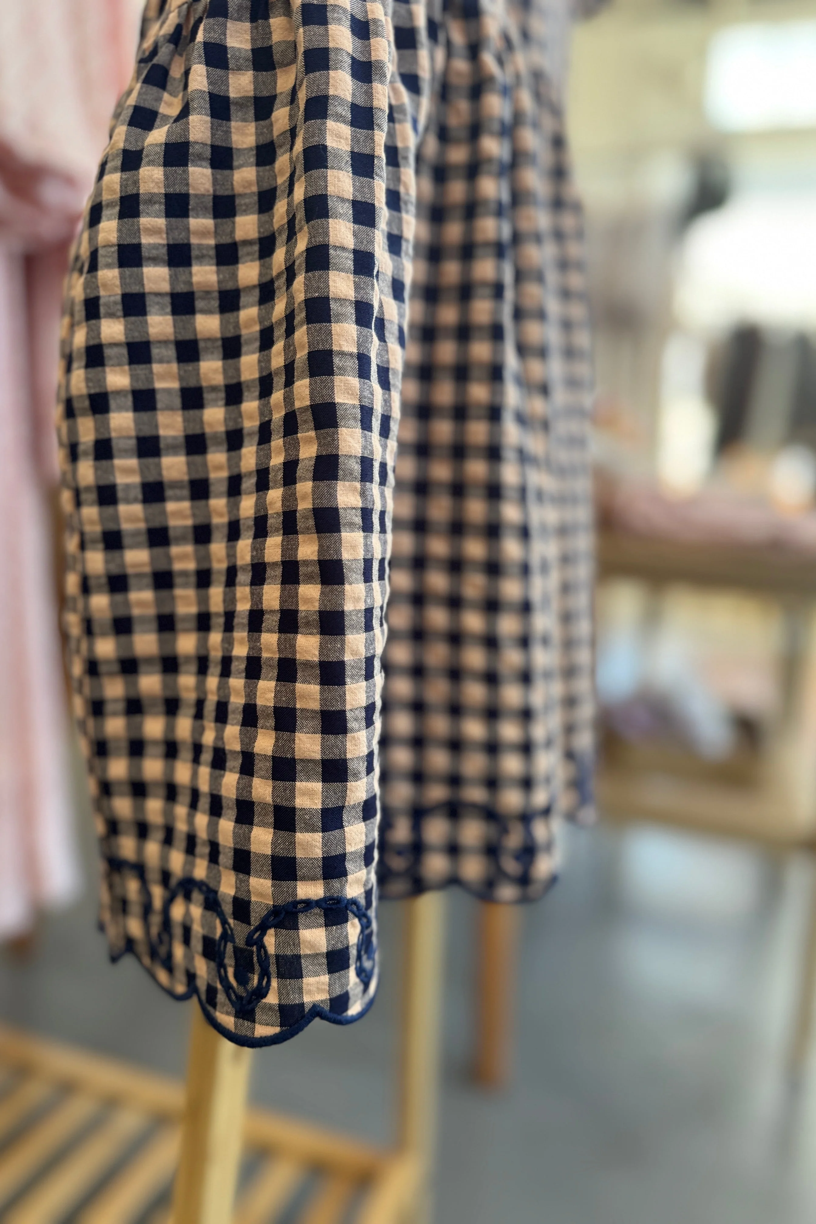 Puffed Sleeve Gingham Dress - Image 3