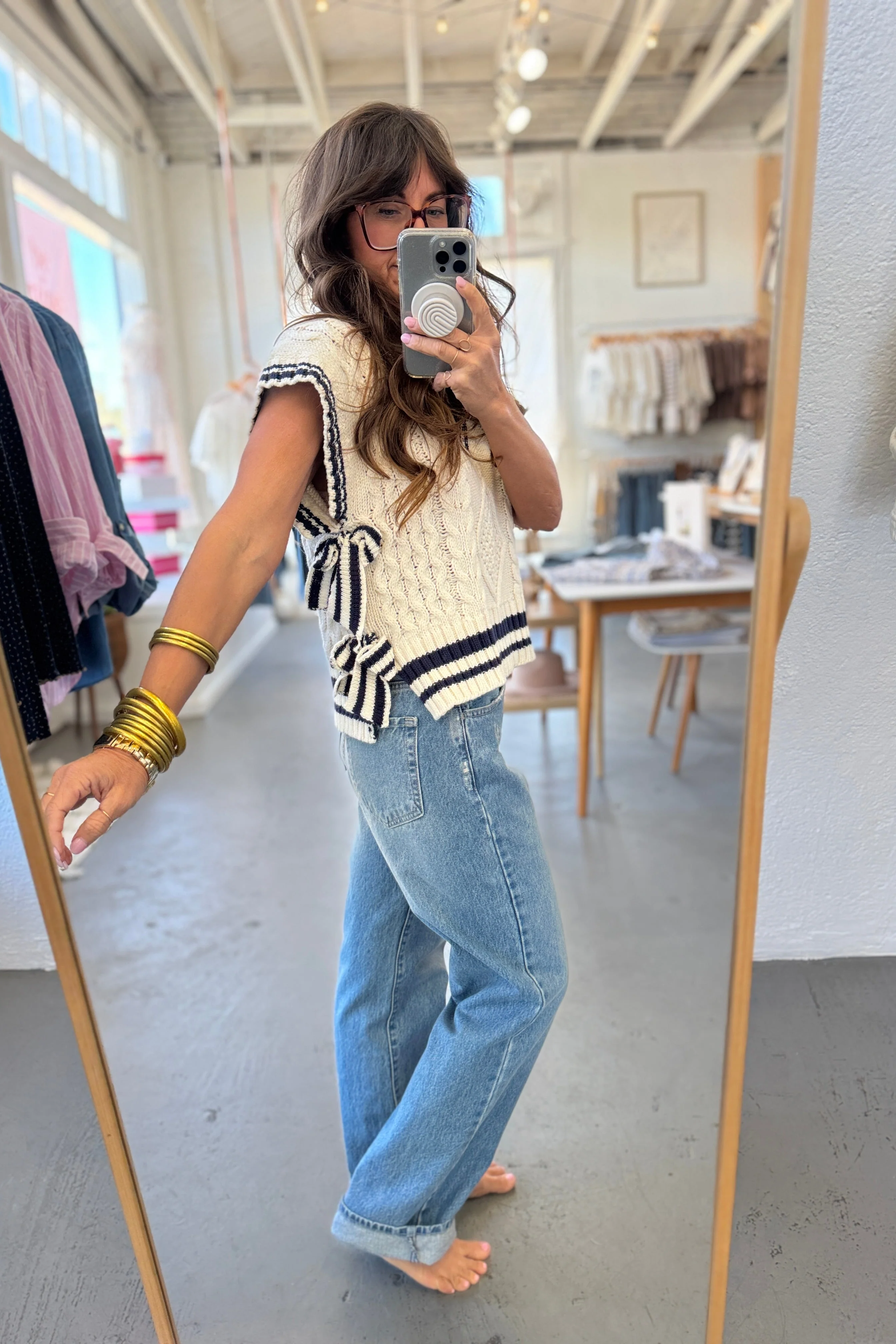 Straight But Loose Jeans - Image 7