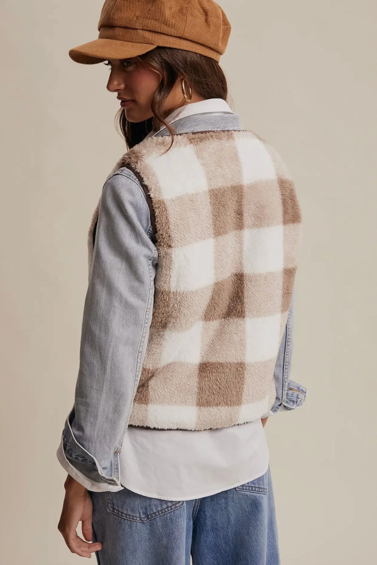 Reversible Fuzzy Vest - Image 10