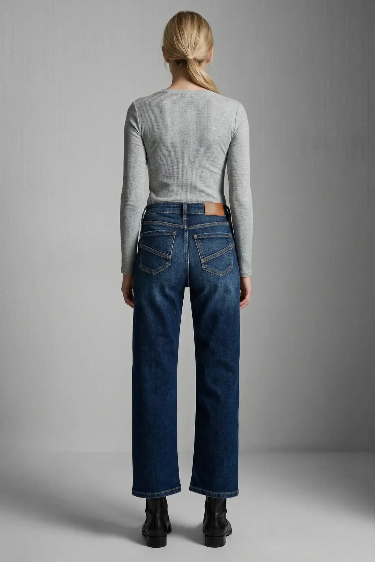 Western Detail Jeans - Image 5